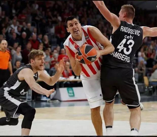 阿雷纳多在 阿雷纳多在