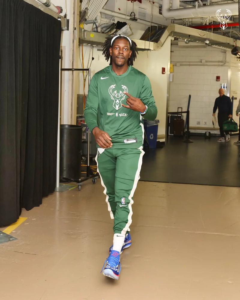 一语中的的 一语中的的