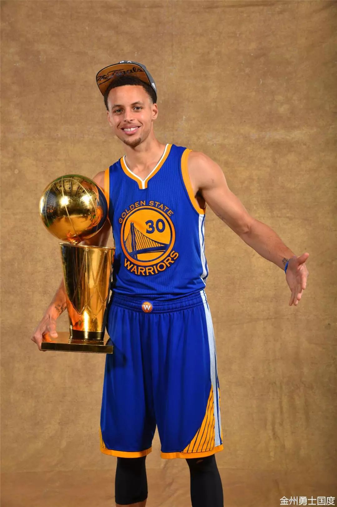 尔到拉亚 尔到拉亚